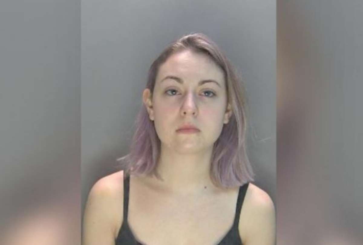 Profesora de 24 años sedujo con golosinas a un alumno de 14 para tener sexo con él