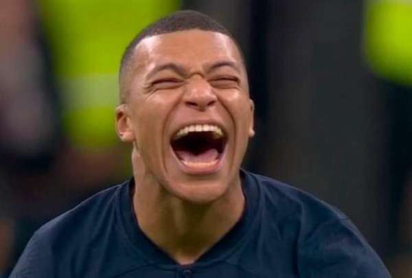Usuarios de redes acusan a Mbapp&eacute; de burlarse de Kane