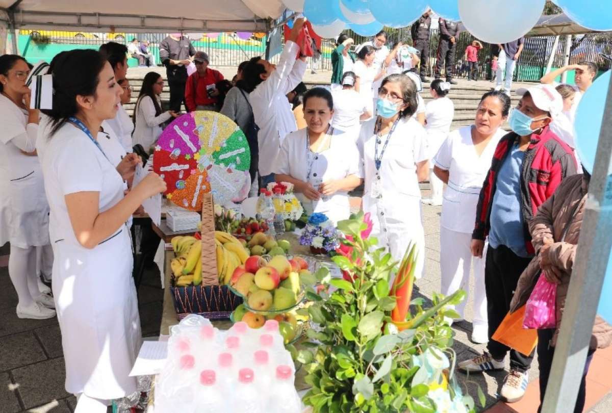 Jornadas de prevenci&oacute;n de la salud se realizaron en el IESS. 