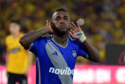 Miler Bola&ntilde;os fue tentado desde China