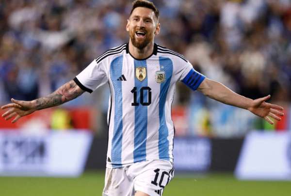 Lionel Messi contempla su retiro del f&uacute;tbol profesional