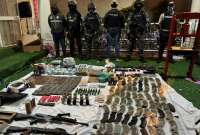 La Polic&iacute;a incaut&oacute; un arsenal en una vivienda del Barrio Cuba de Guayaquil.