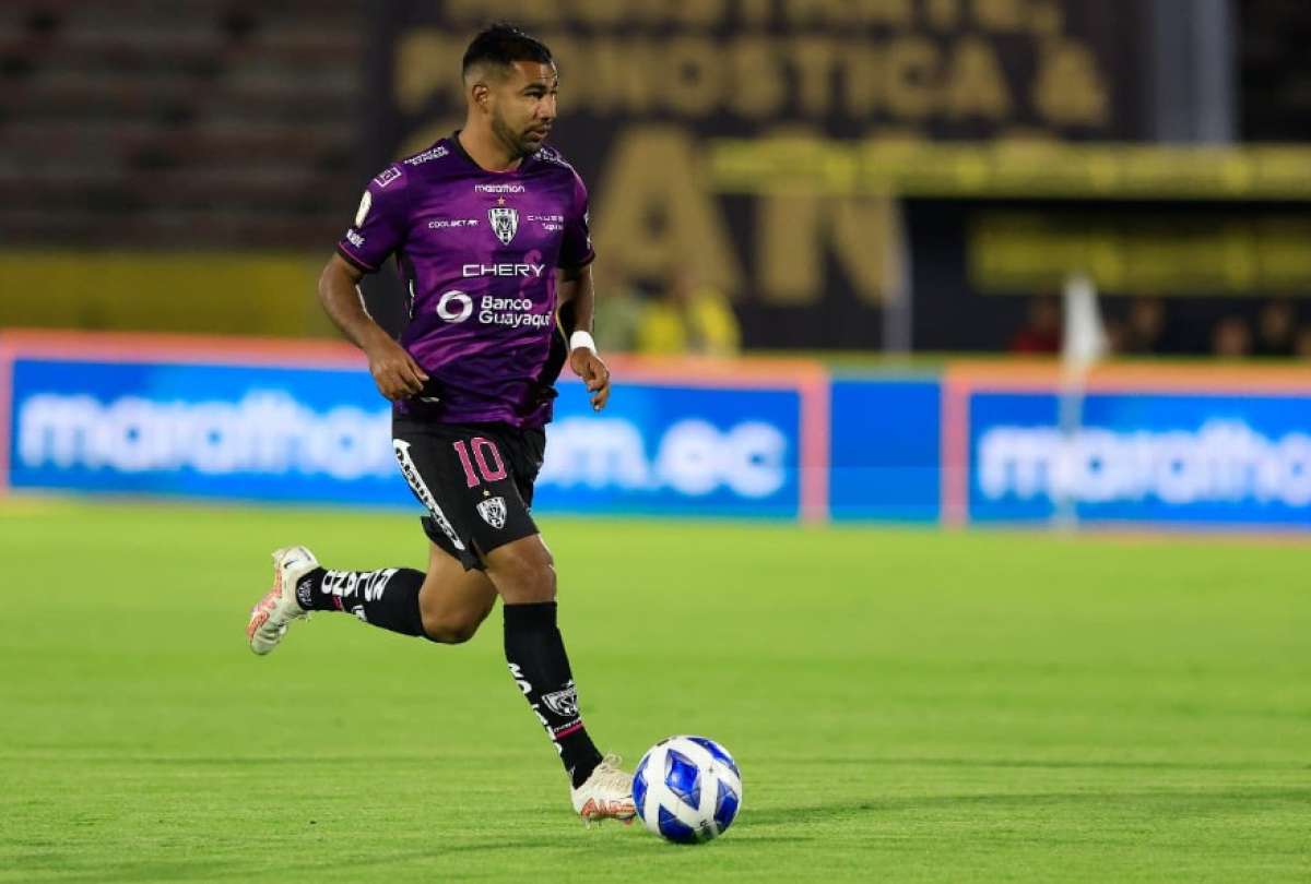 Esposa de Junior Sornoza le dedicó un mensaje en Instagram