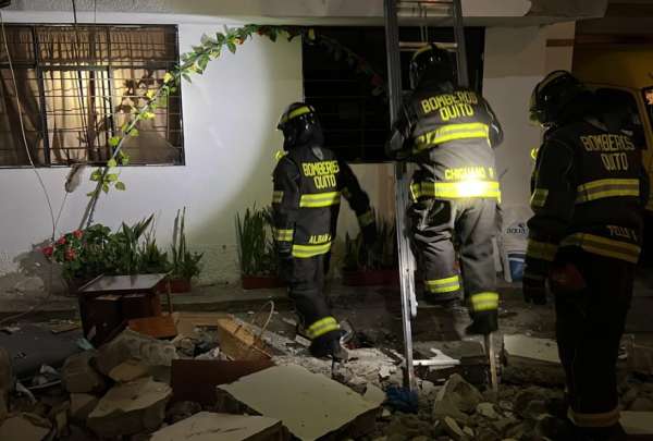Una deflagraci&oacute;n de gas se atendi&oacute; en el norte de Quito.