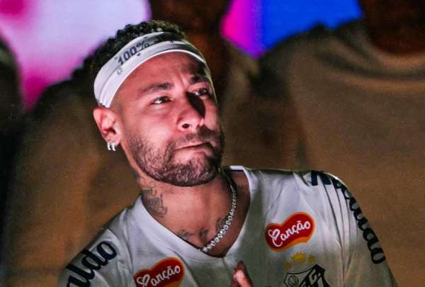 El delantero brasile&ntilde;o fue recibido con una gran fiesta en S&atilde;o Paulo.