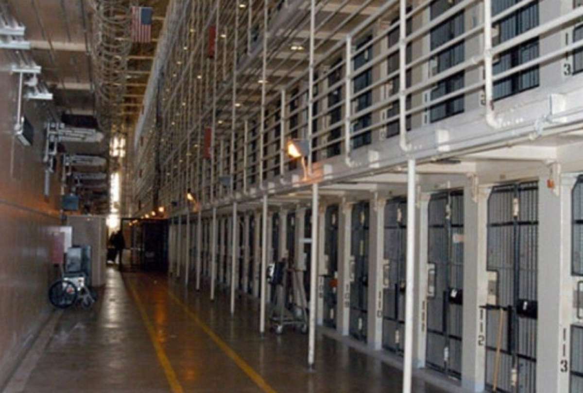 Amnist&iacute;a Internacional report&oacute; que hasta finales de 2021 hab&iacute;a al menos 28.670 personas condenadas a muerte y estaban recluidas en los corredores de la muerte.