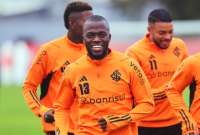 Enner Valencia ingres&oacute; al cambio ante Corinthians