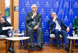 Len&iacute;n Moreno acusa a Rafael Correa de designar &ldquo;a dedo&rdquo; a funcionarios mediante el Consejo de Participaci&oacute;n Ciudadana