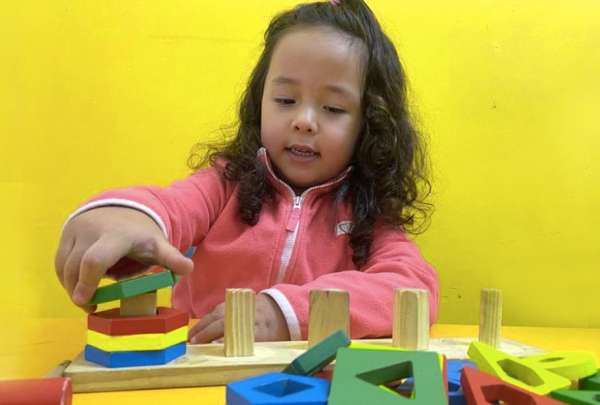 Problemas de audici&oacute;n en ni&ntilde;os y su repercusi&oacute;n en el lenguaje