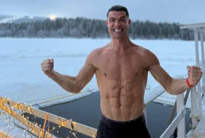 Cristiano Ronaldo soport&oacute; las bajas temperaturas
