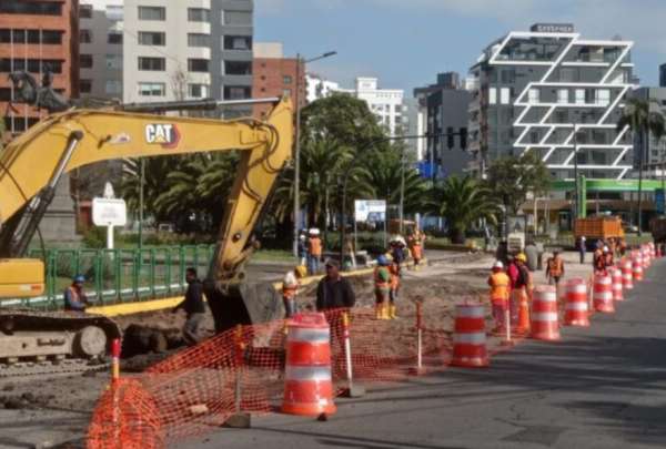 Los trabajos en la Plaza Argentina finalizaron antes de lo previsto. Este jueves se reabri&oacute; completamente la v&iacute;a.
