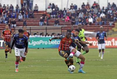 El equipo morlaco remont&oacute; el partido y venci&oacute; al Independiente del Valle.