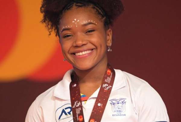 Una nueva promesa del deporte ecuatoriano se alza en el podio con una destacada actuaci&oacute;n en Espa&ntilde;a.