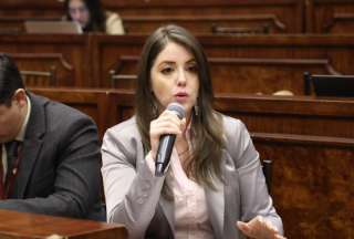 Asamble&iacute;sta M&oacute;nica Palacios suspendida y sin sueldo por acoso laboral