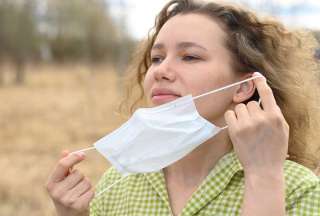 S&iacute;ndrome de la cara vac&iacute;a, el miedo de quitarse la mascarilla