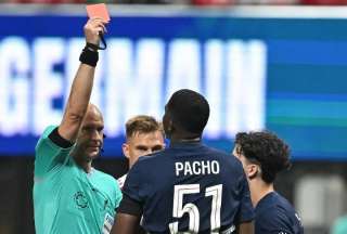 Willian Pacho se pierde el resto del Mundial de Clubes por sanci&oacute;n