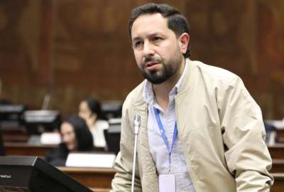 La bancada oficialista de Acuerdo Democrático Nacional (ADN) rechazó las declaraciones emitidas por el asambleísta nacional electo, Ricardo Patiño, sobre la dolarización. 