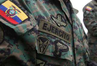 Ej&eacute;rcito Ecuatoriano lamenta la muerte de dos de sus miembros en Quito y Loja
