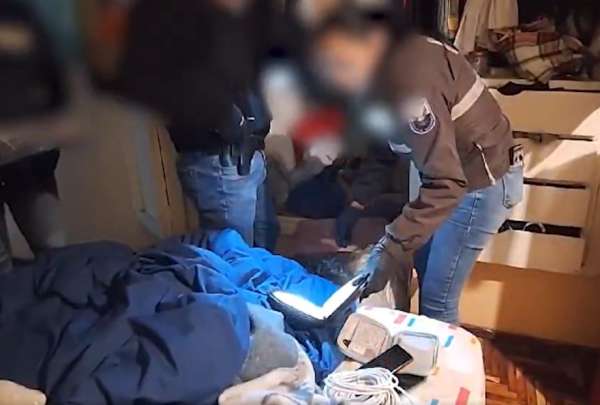 Tras un allanamiento en Quito, un ciudadano fue detenido por el delito de presunta pornograf&iacute;a infantil.
