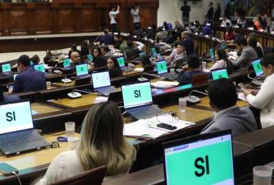 Ley de Inteligencia entra en vigencia tras env&iacute;o al Registro Oficial