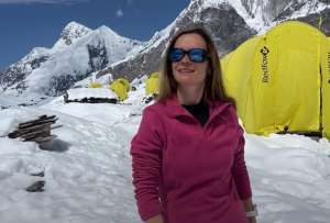 Una alpinista rusa lleva desaparecida desde hace 14 d&iacute;as en medio de la cordillera del Tien Shan. Tiene una pierna rota.