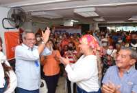 La expresentadora de televisi&oacute;n Carla Sala y el periodista Jos&eacute; Delgado se postulan para concejales de Guayaquil.