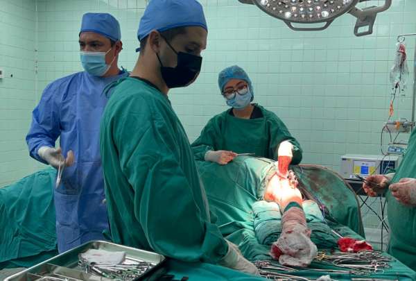 La cirug&iacute;a era de alta complejidad, pero fue resuelta por el equipo multidisciplinario