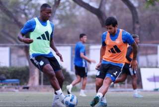 Jos&eacute; Pileggi analiza renunciar a Emelec