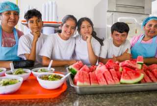 Se realiza el lanzamiento del nuevo modelo de alimentaci&oacute;n escolar