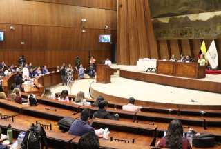 Recomendaci&oacute;n de "no dar paso al enjuiciamiento pol&iacute;tico" desmotiv&oacute; la presencia de los legisladores proponentes
