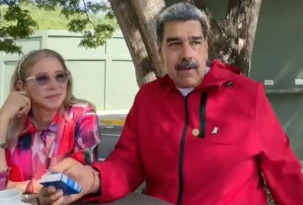 En un reciente video, el presidente de Venezuela Nicol&aacute;s Maduro protagoniz&oacute; un inc&oacute;modo momento luego de que captaran su costoso reloj. 