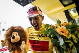 Richard Carapaz es el líder del Tour de Francia