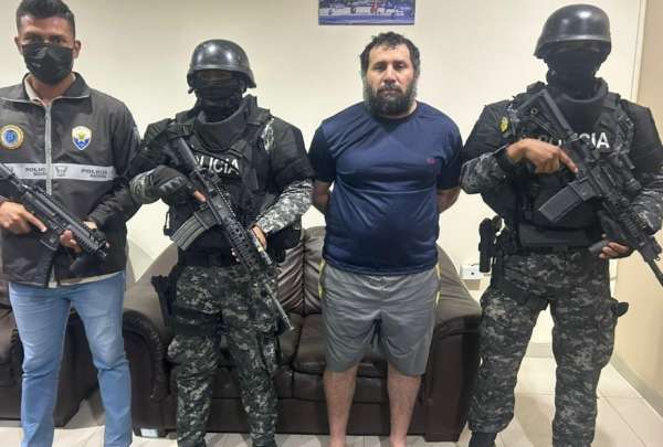 La detenci&oacute;n de Adolfo Mac&iacute;as Villamar, alias &ldquo;Fito&rdquo; y cabecilla de &ldquo;Los Choneros&rdquo;, provoc&oacute; una ola de reacciones entre legisladores y miembros del gabinete de Gobierno.