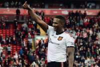 Antonio Valencia disputó un amistoso con el Manchester United en Old Trafford.