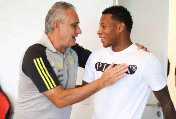 Tite se refiri&oacute; al debut de Gonzalo Plata