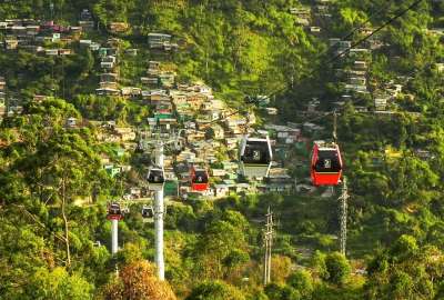 Usuarios de metrocable de Medell&iacute;n grabaron un video para adultos