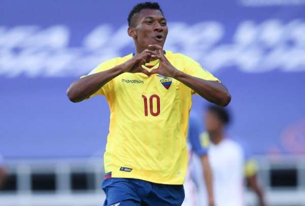 Bryan Cabezas no jugar&aacute; en El Nacional