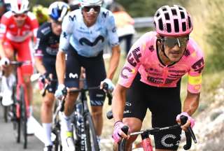 La Vuelta: Richard Carapaz marc&oacute; el ritmo de la etapa 18