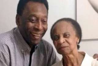 La madre de Pel&eacute; a&uacute;n vive y tiene 100 a&ntilde;os de edad