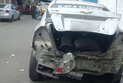 Ataque armado y explosi&oacute;n de un carro en los exteriores del Municipio se registraron este lunes, 27 de mayo de 2024. 