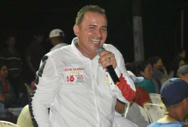 Ren&eacute; Zamora estuvo vinculado a la actividad pol&iacute;tica en el cant&oacute;n Olmedo.