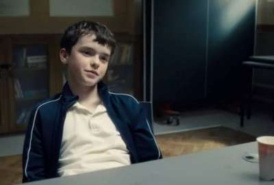 Owen Cooper, con solo 15 años, se convirtió en el actor masculino más joven en ganar un Premio Emmy por su papel en ‘Adolescencia’. Su sorprendente audición y talento lo llevaron a la cima de la actuación.
