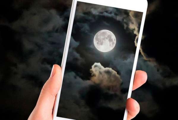 Capture la luna con la c&aacute;mara de su tel&eacute;fono IPhone