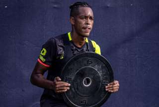 Pachuca est&aacute; interesado en fichar al defensor Joshue Qui&ntilde;&oacute;nez