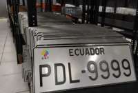 En el Bicentenario, las personas podr&aacute;n retirar sus placas de lunes a viernes, de 08:00 a 16:30. 