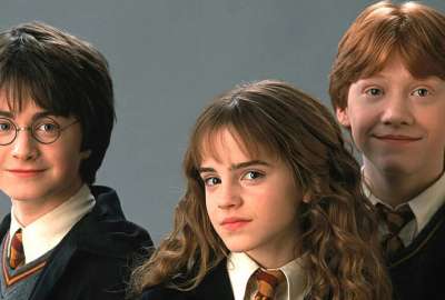 Viral: actor de Harry Potter lanza un hechizo en una gasolinera