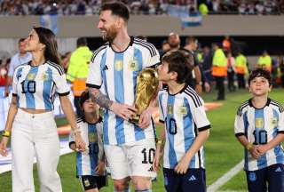 Lionel Messi revela d&oacute;nde guarda sus trofeos y medallas