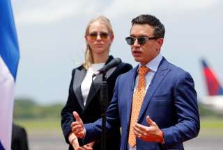 Pol&iacute;tica latinoamericana: Una mirada a los gobiernos de Ecuador y El Salvador