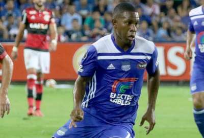 Miller Bola&ntilde;os y Brayan Angulo podr&iacute;an volver a Emelec en 2023