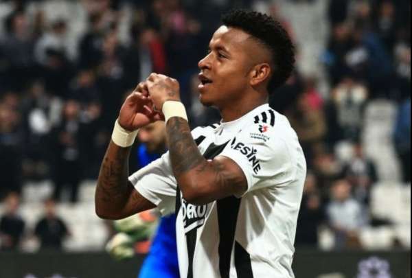 Keny Arroyo anot&oacute; su primer tanto en el f&uacute;tbol turco con el Besiktas.